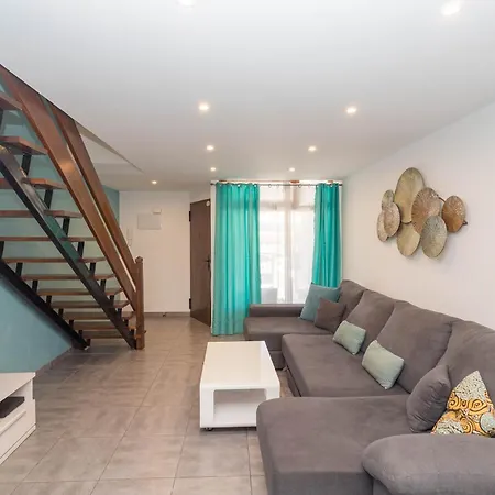 2br Luxurious Duplex In Puerto Rico *