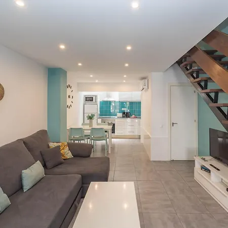 2br Luxurious Duplex In Puerto Rico *